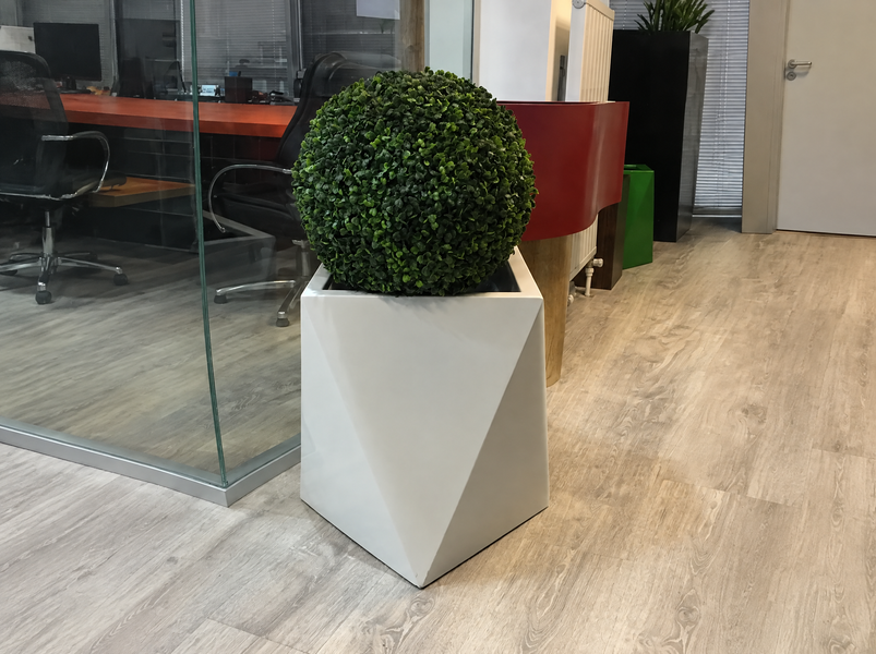 Neo Saksı Serisi: Geometrik Çizgilerle Modern ve Minimalist Tasarımlar