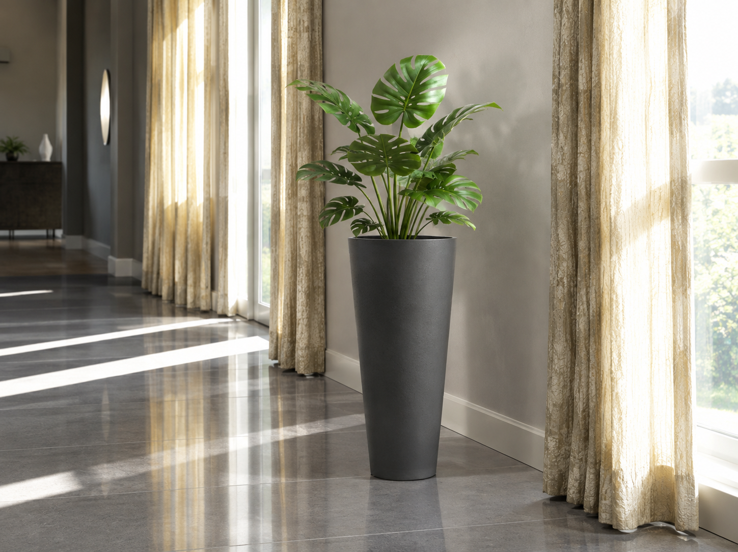 salon-dekorasyonu-modern-beyaz-uzun-saksi